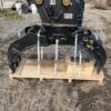 Excavator hydraulic grabble