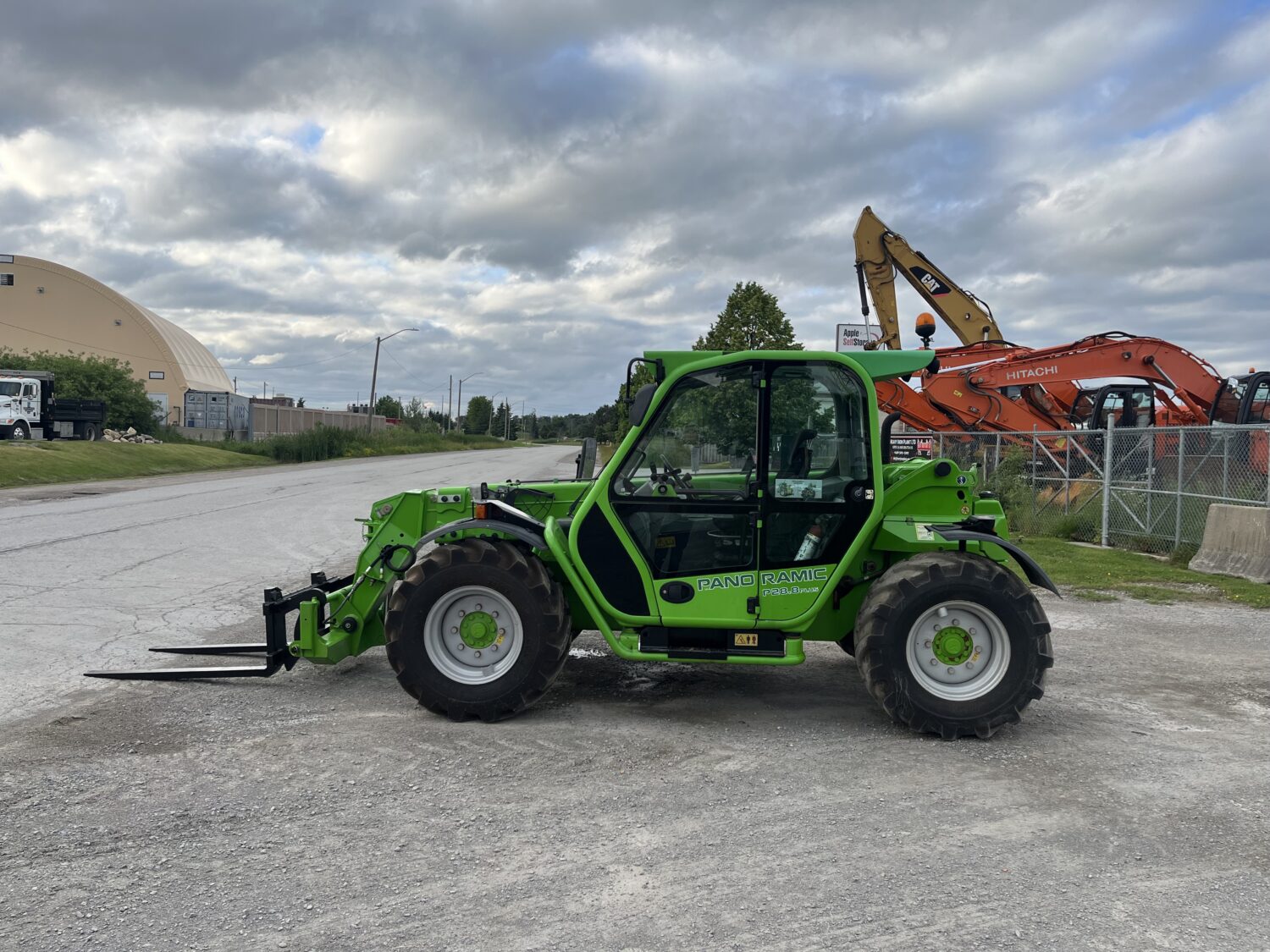 Merlo P28.8 Plus 

Hours 820 

Year 2016 

30 Feet Reach 

Hydraulic Pin Grabber,Forks  

Tyres 80%

EPA Plated 

4 Wheel Steer 2 wheel Steer Crab Steer 

Air Con ,Heat 

Kubota Engine 

Air Seat 

Joystick Controls 

We Can Arrange The Finance for You. We Ship all Over Canada, America and Mexico.
Price $77,500  plus tax 

Contact Brian at +14165055217 to discuss further.